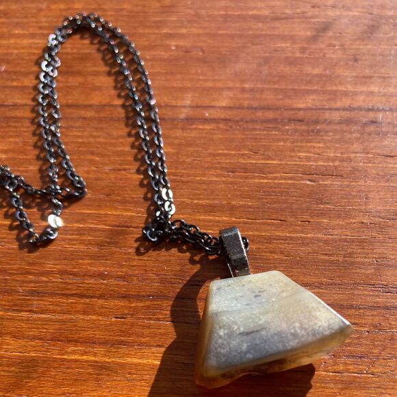 Translucent Gray Black Ombre Purse-shaped Tumbled Rock 24 in Black Plated Chain - Picture 6 of 6